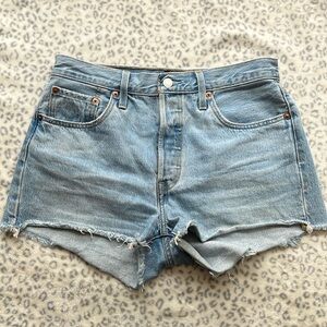 Levi Jean shorts Sz 28w 501 button fly euc soft and broken in bundle2save
